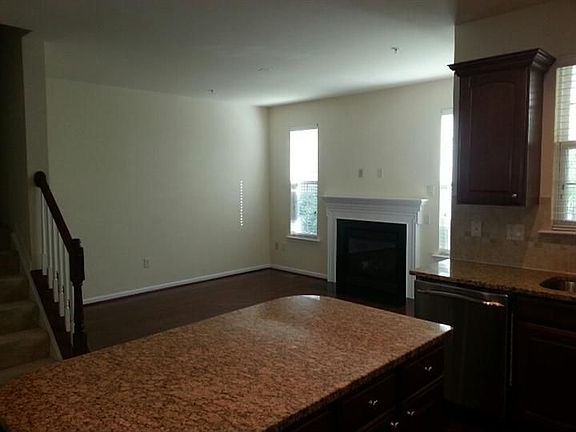 4th image of 23213 Scholl Manor Way