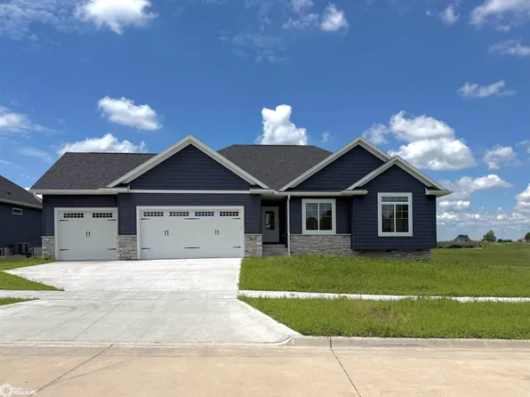 1217 N 18th St, Chariton, IA 50049