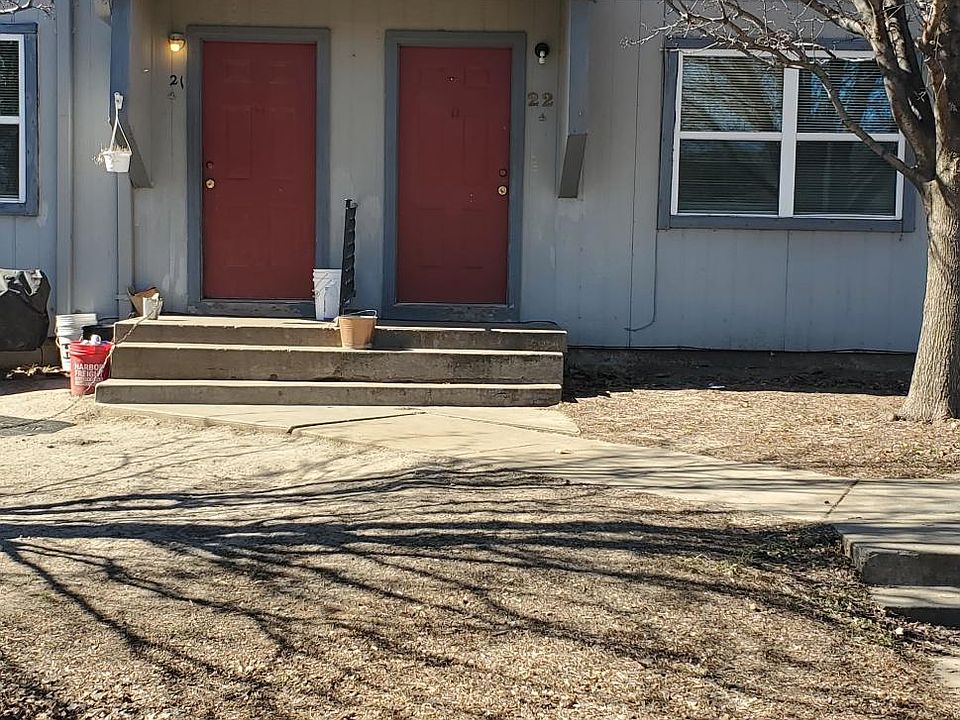 1st image of 1310 E North St #22