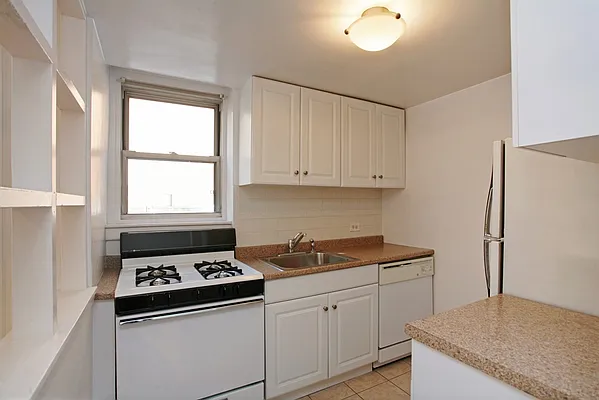 Rented by Corcoran | media 12