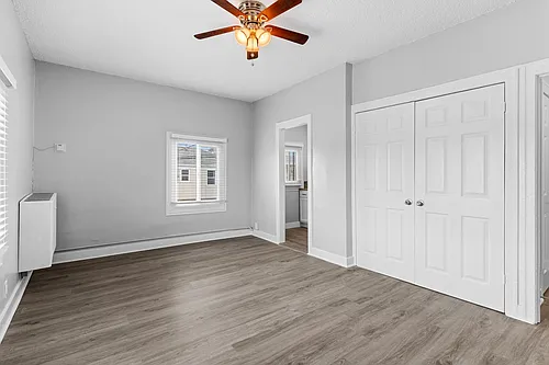 1424 Chestnut Avenue Photo 1
