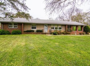 828 Clematis Dr, Nashville, TN 37205