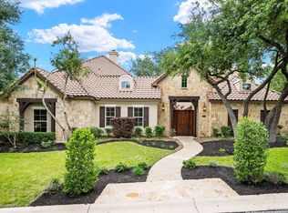 11 Queens Ct, San Antonio, TX 78257