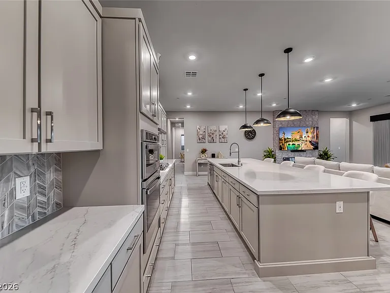 375 Portus Delphini Ct — Photo 17