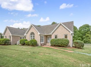 110 Stone Point Ln, Apex, NC 27523