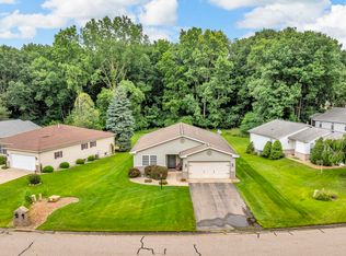 3006 S Wooddale Dr, Jackson, MI 49203