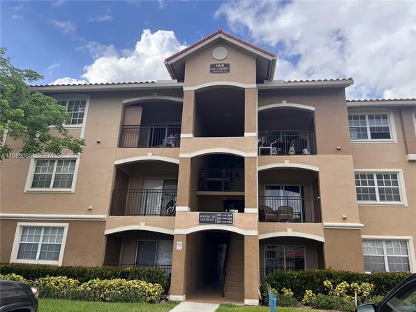11631 SW 2nd St #20302, Hollywood, FL 33025
