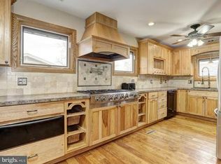 8216 Brandon Dr, Millersville, MD 21108