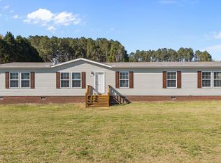 862 Cheves Rd, Zebulon, NC 27597