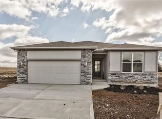 20861 W 190th Pl, Spring Hill, KS 66083