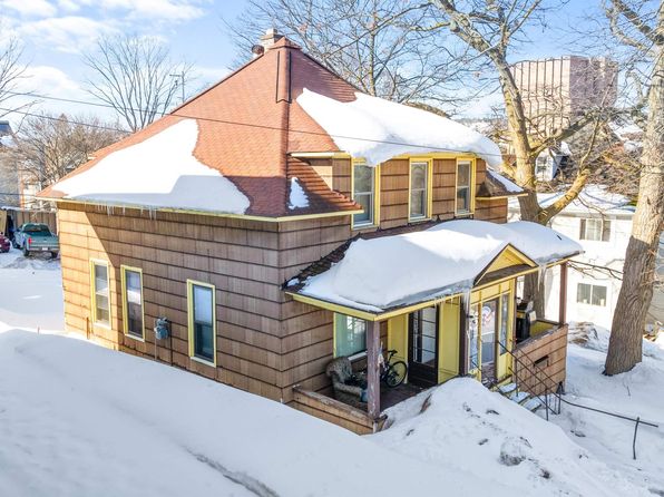 212 East St, Houghton, MI 49931