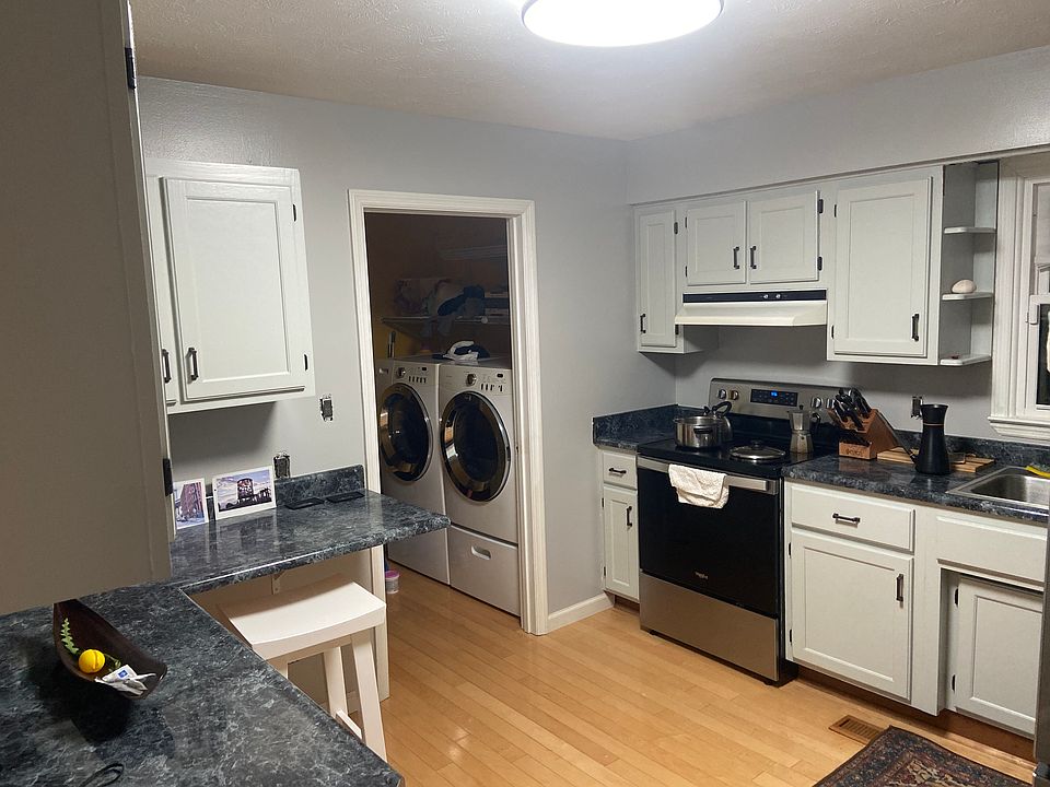 1st image of 139 Peacock Rd