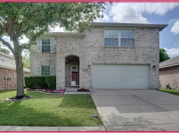 9429 Goldenview Dr, Fort Worth, TX 76244