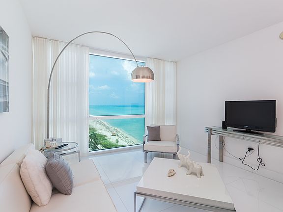 3rd image of 6801 Collins Ave #C1403