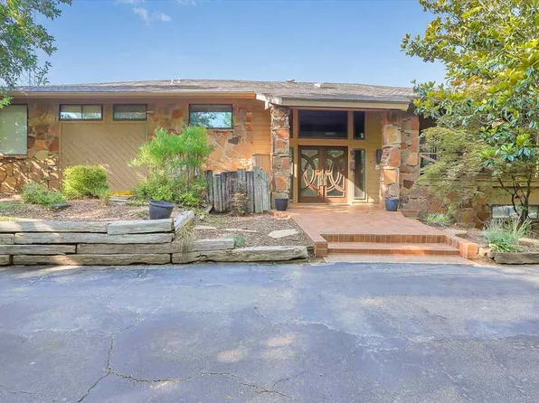 855 NW Cherry Rd, Elgin, OK 73538