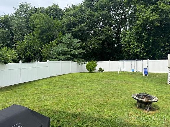 4th image of 681 Townsen Pl