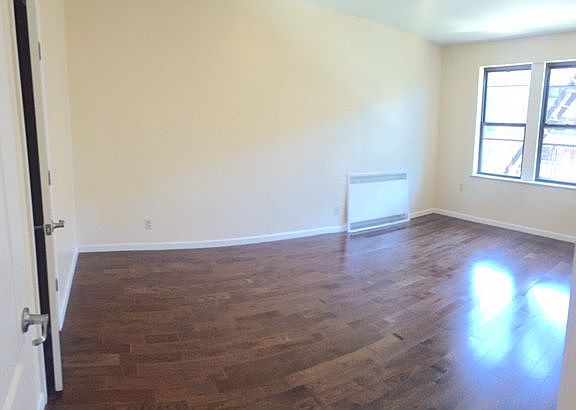 5th image of 335 E 19th St APT 4D