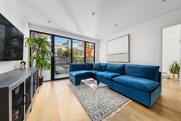 Rented by Owner | media 3