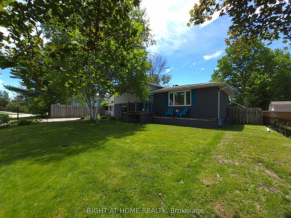 3rd image of 246 Calford St