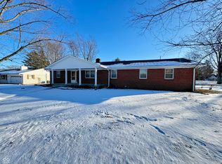 407 Hawthorne Ln, Greenfield, IN