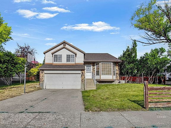 5th image of 3555 Desert Plains Ave