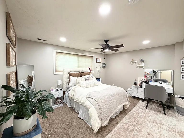 727 W Leon Dr — Photo 27
