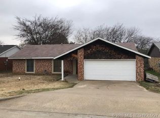 1611 S 5th St, McAlester, OK 74501