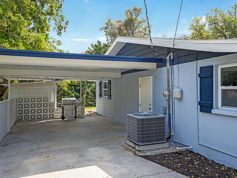 1012 Gary Ave — Photo 87