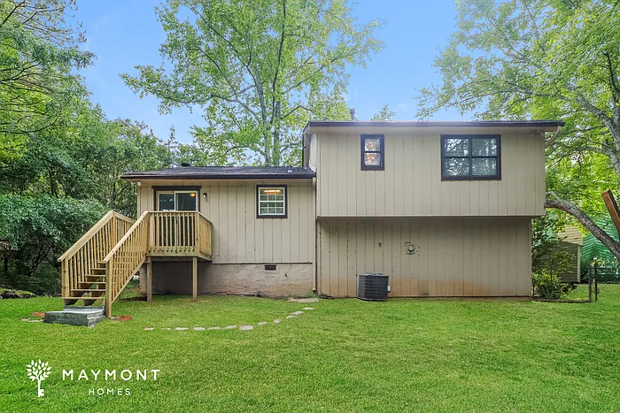 2640 Trail Creek Cir — Photo 15