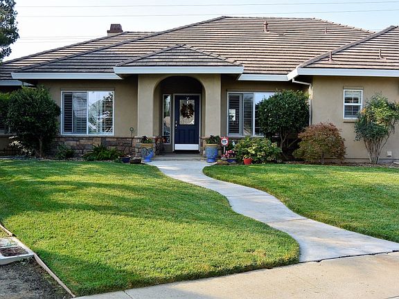 2nd image of 51 Birchwood Pl
