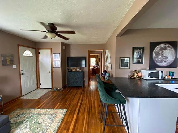 4th image of 4115 Winterringer St
