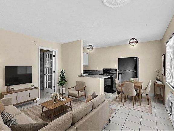2nd image of 1219 NE 14th Ave #1-5