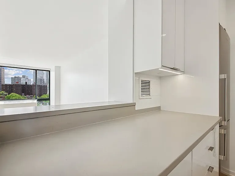 75 W End Ave #P2K — Photo 10