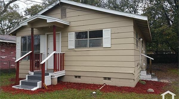 1st image of 1749 W 25th St