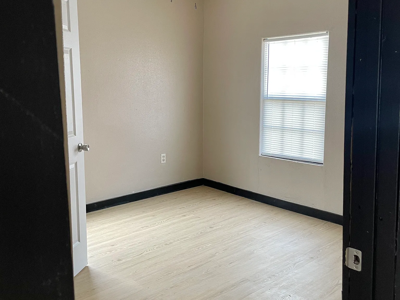 2 bed, 936 sqft, $950 — Photo 3