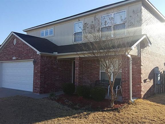 4th image of 1312 Myrna Ln