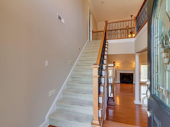 5th image of 12808 Lily Pond Ln
