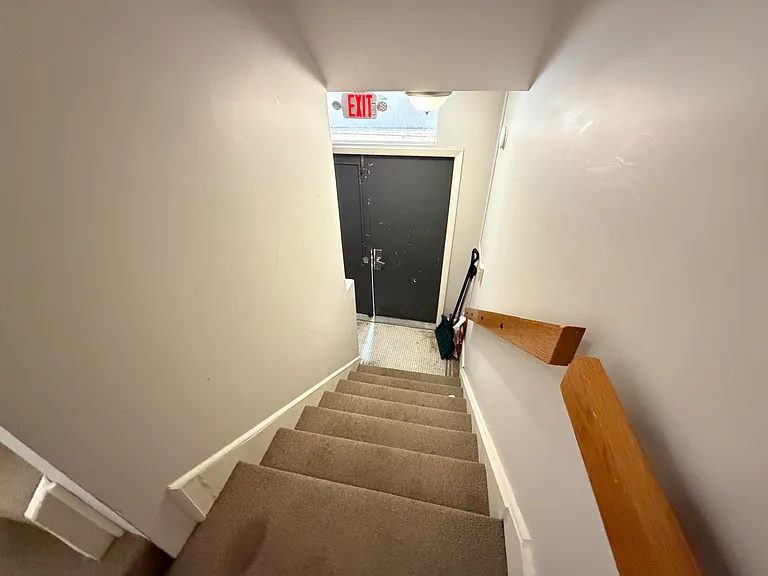 2822 Broadway Ave #3 — Photo 27