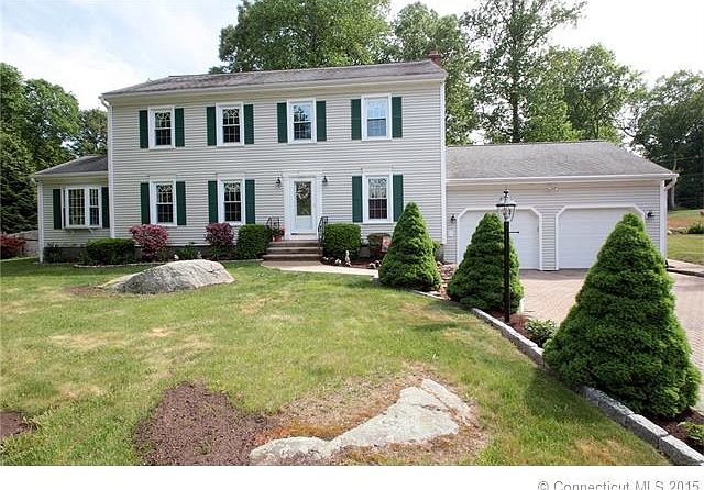 1st image of 22 Eastwood Dr