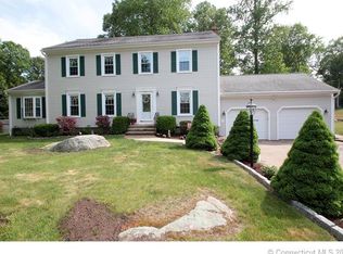 22 Eastwood Dr, Branford, CT 06405