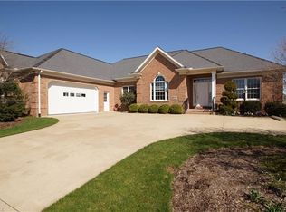 156 Countryview Ave, Dalton, OH 44618