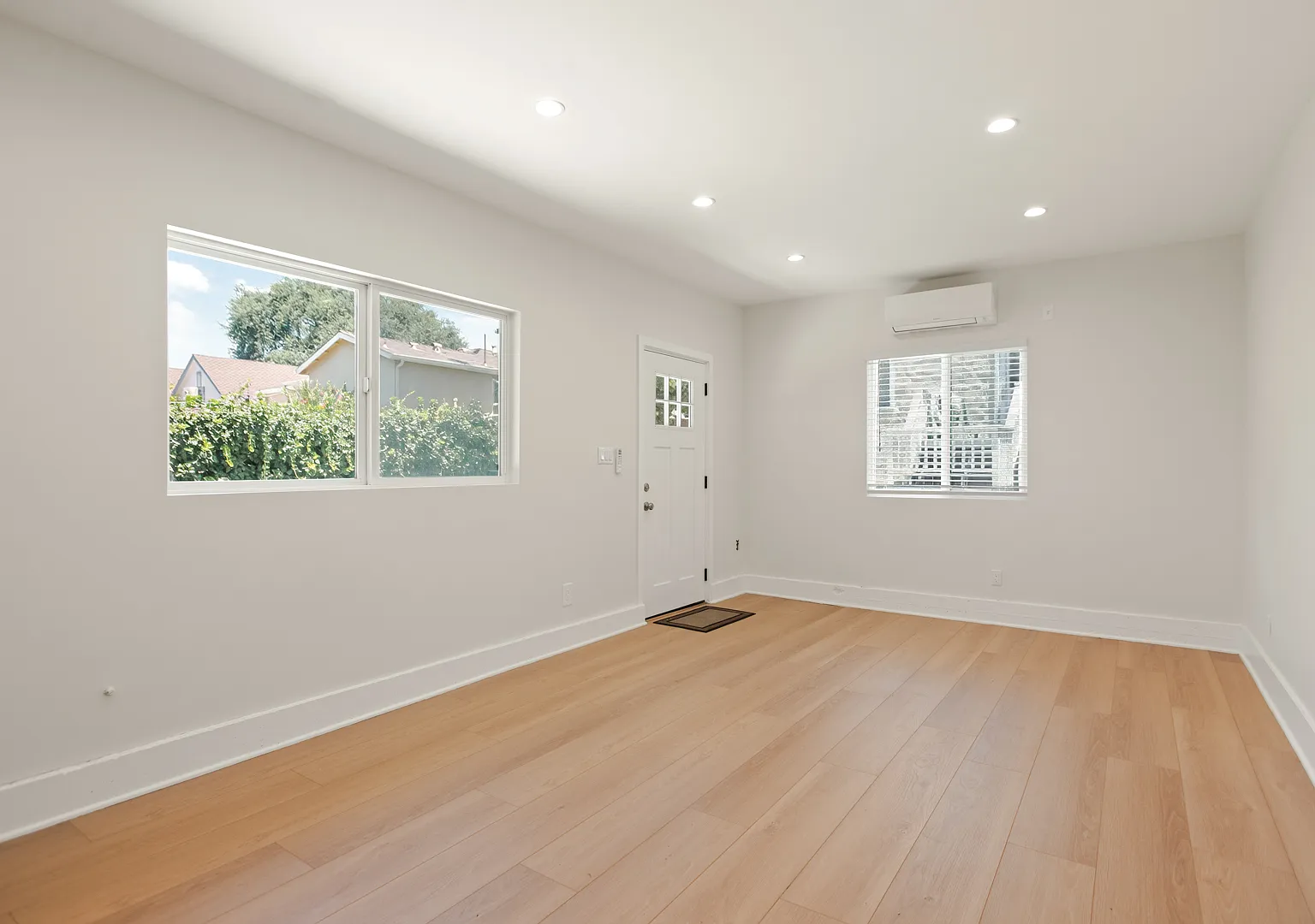 1 bed, 576 sqft, $2,650 — Photo 2