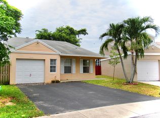 204 SW 159th Way, Fort Lauderdale, FL 33326