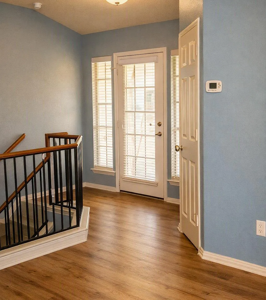 2 bed, 2.0 bath, 1090 sqft, $1,950 — Photo 4