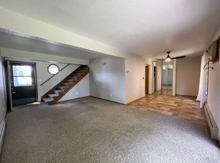 1420 E Harriet St #1422, Appleton, WI 54915