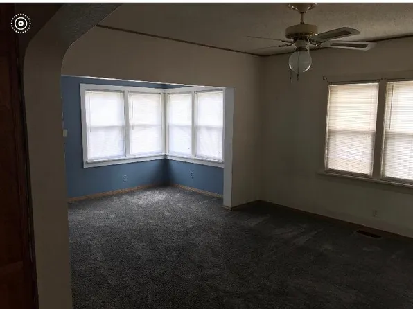 102 E Walnut St, Argenta, IL 62501