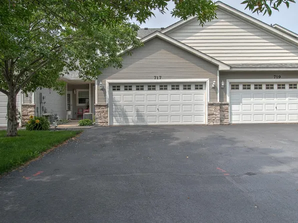 717 Park Brook Rd NW, Isanti, MN 55040