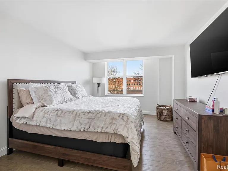 250 E Harbortown Dr #404 — Photo 19