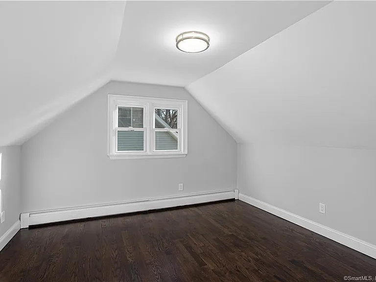 78 Rena Pl — Photo 17