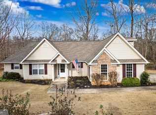 325 Ashley Woods Dr, Newnan, GA 30263